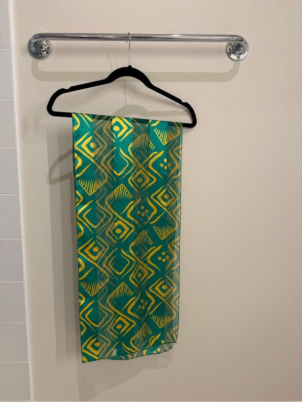 Green and Gold Geometric Scarf